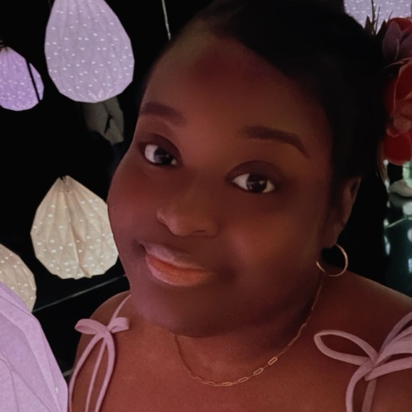 monetwhite639